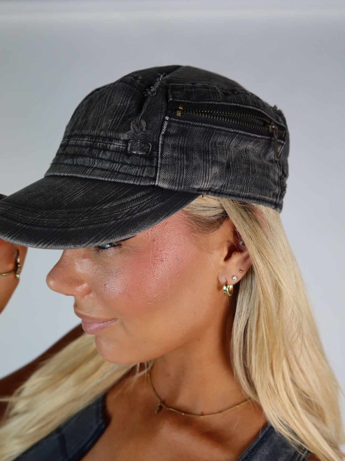 Distressed Zip Cadet Festi Cap