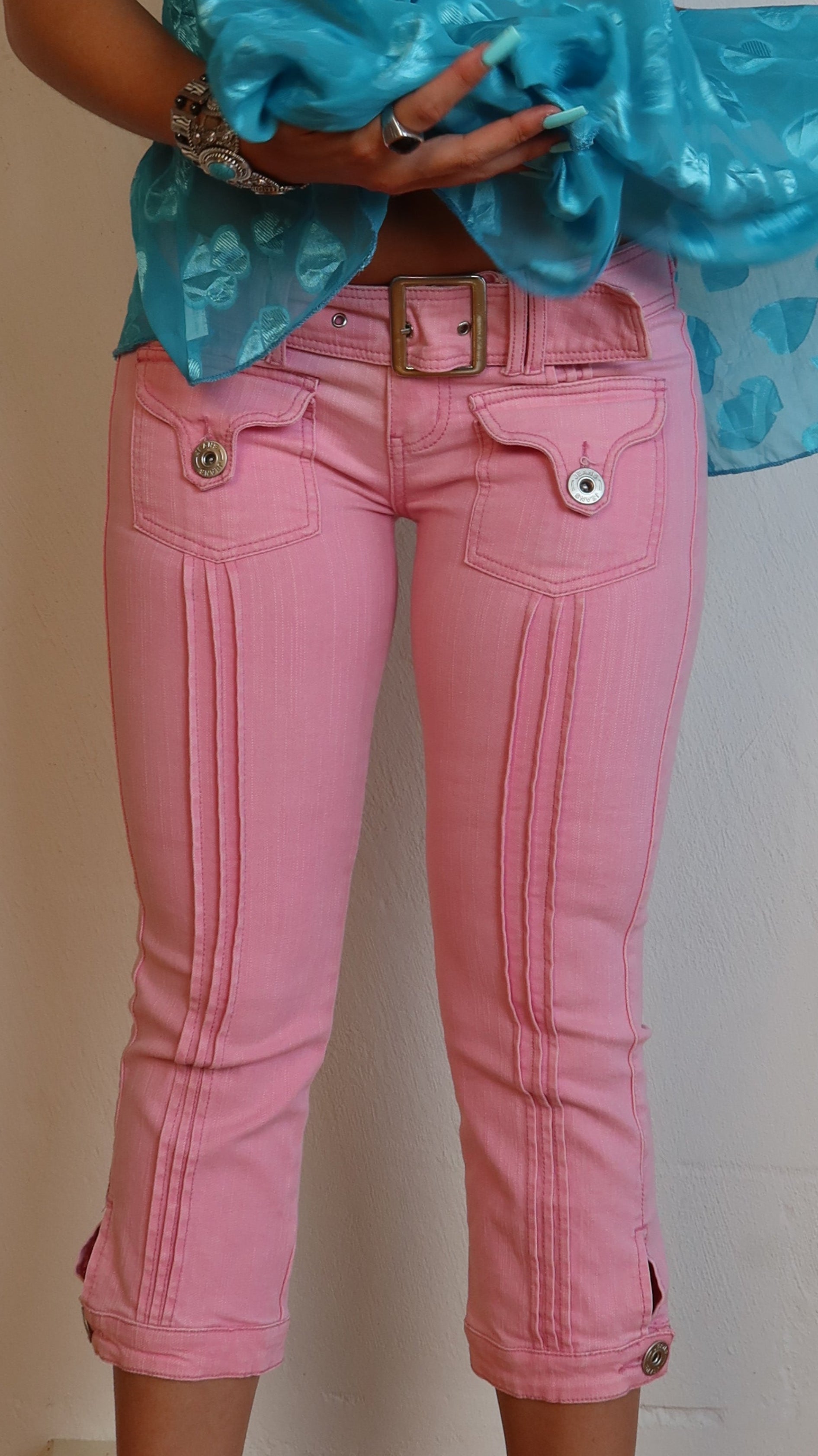 Face Off Low Rise Capris S