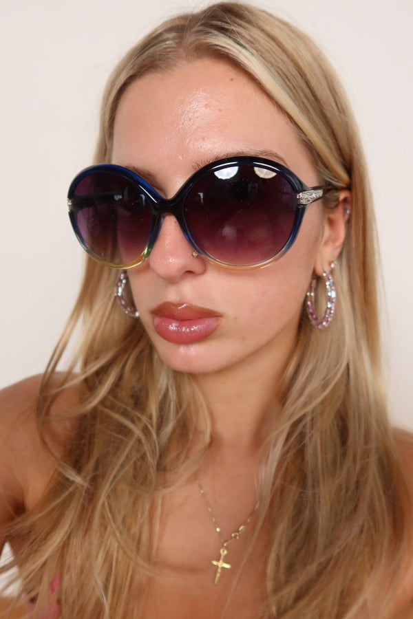 DEADSTOCK Y2K Sunnies
