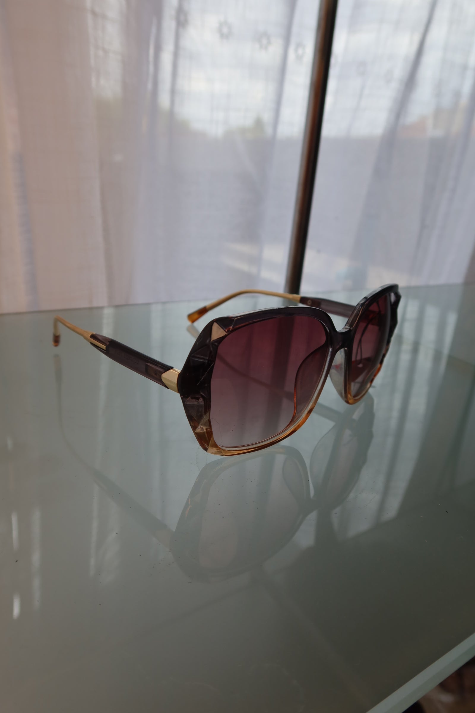 DEADSTOCK Y2K Sunnies