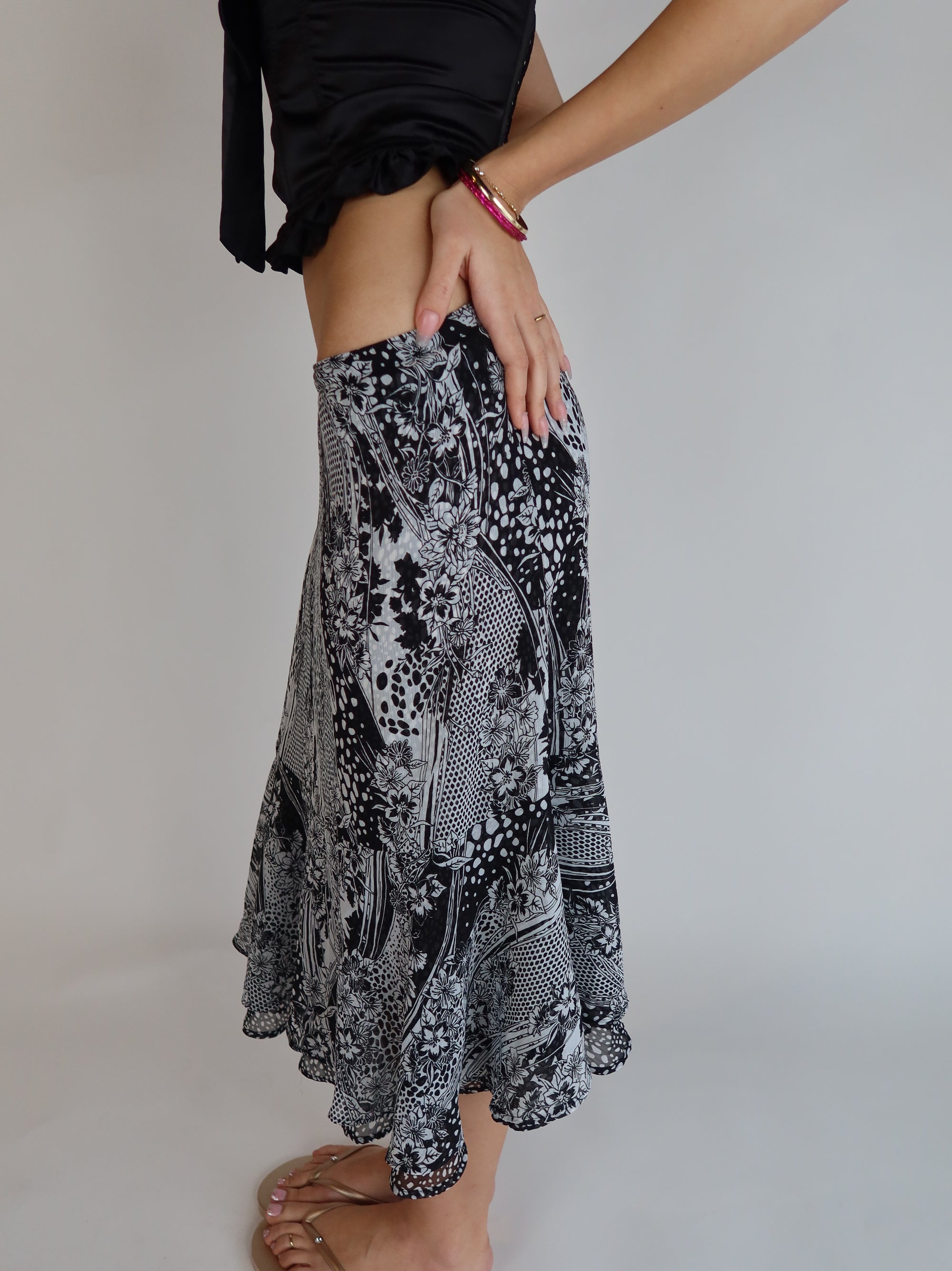 Y2K Black/White Floral Midi Skirt