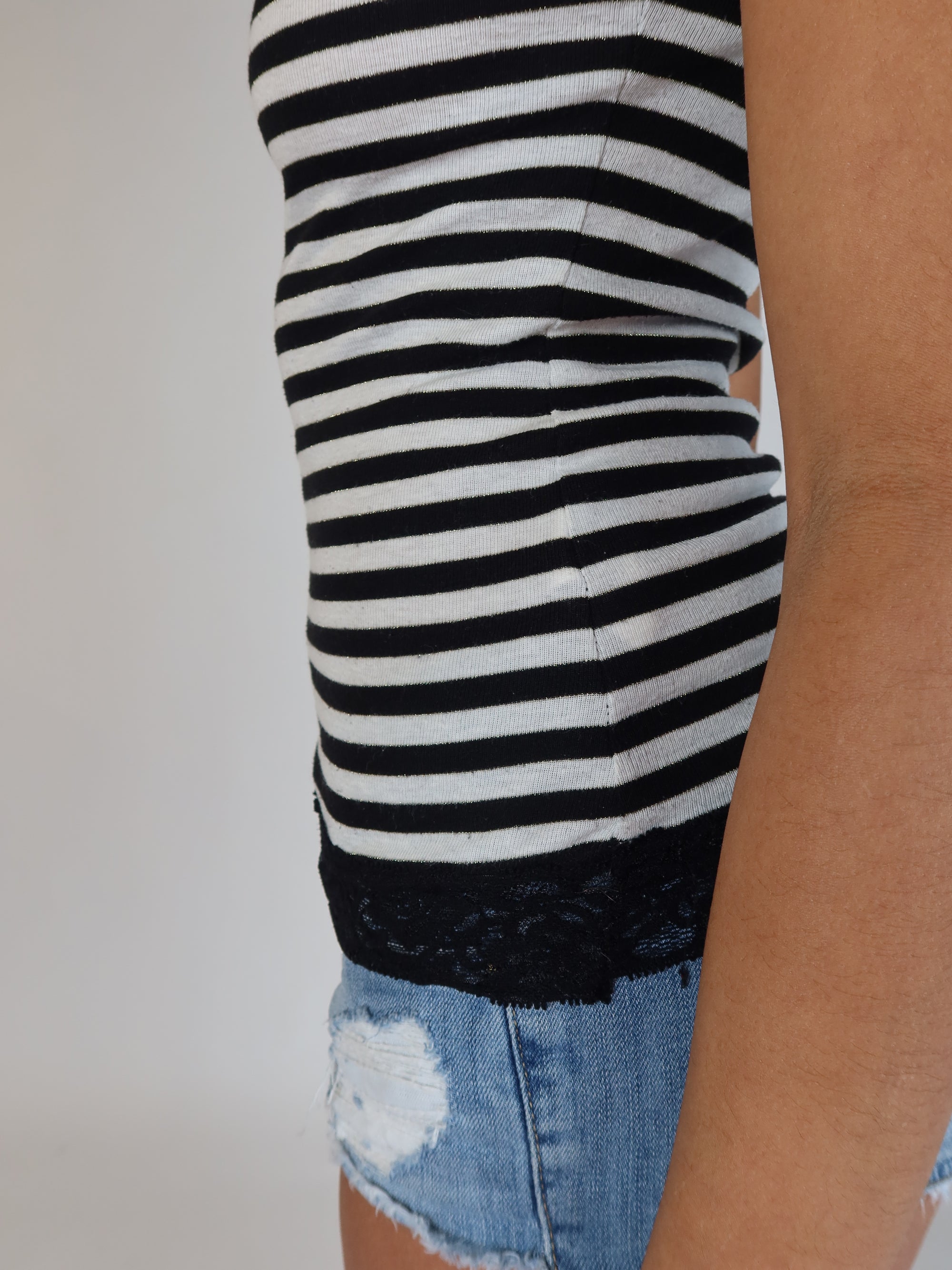 Y2K Striped Lace Trim Tank S/M
