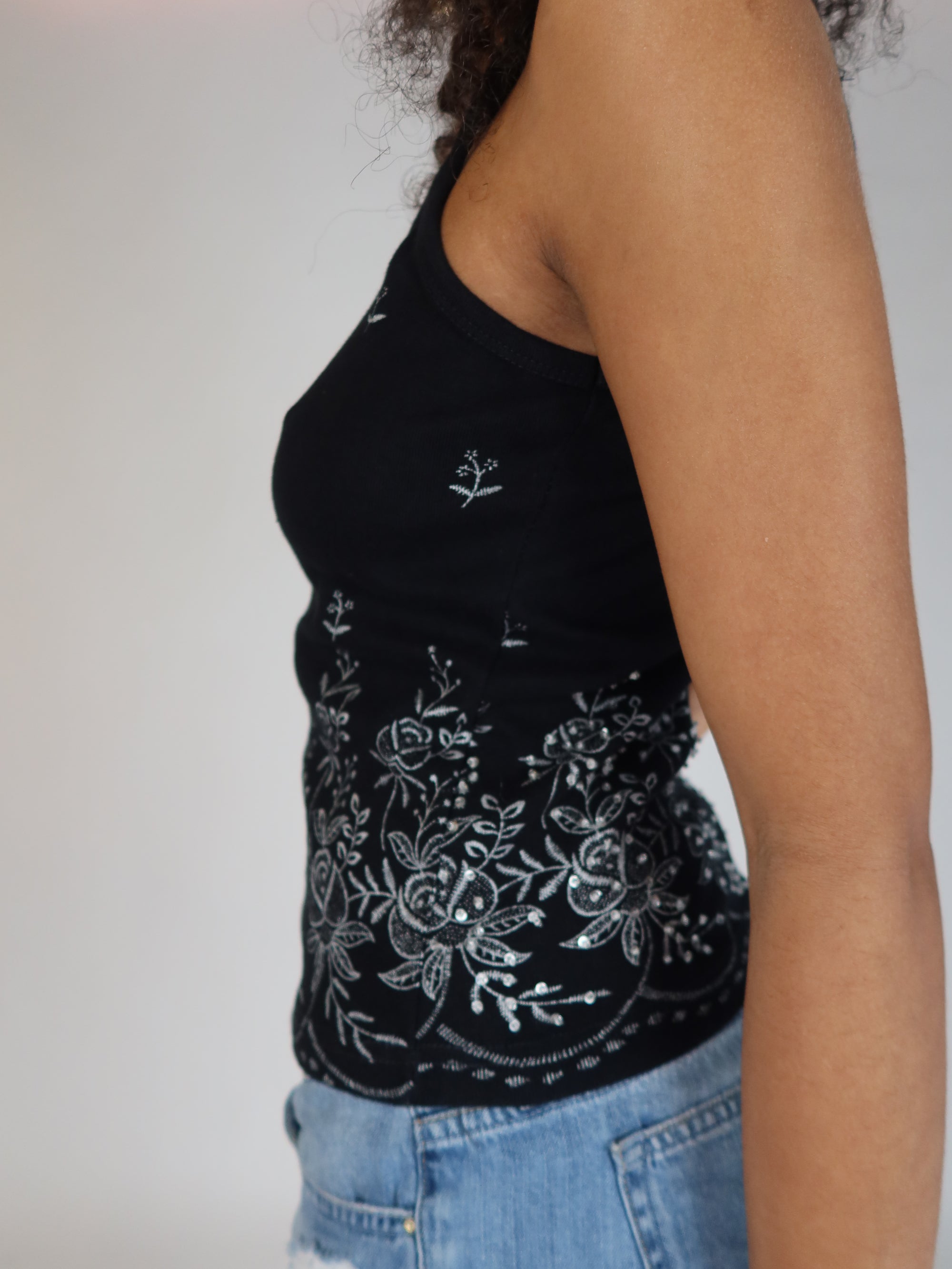 Floral Embroidered Tank S/M
