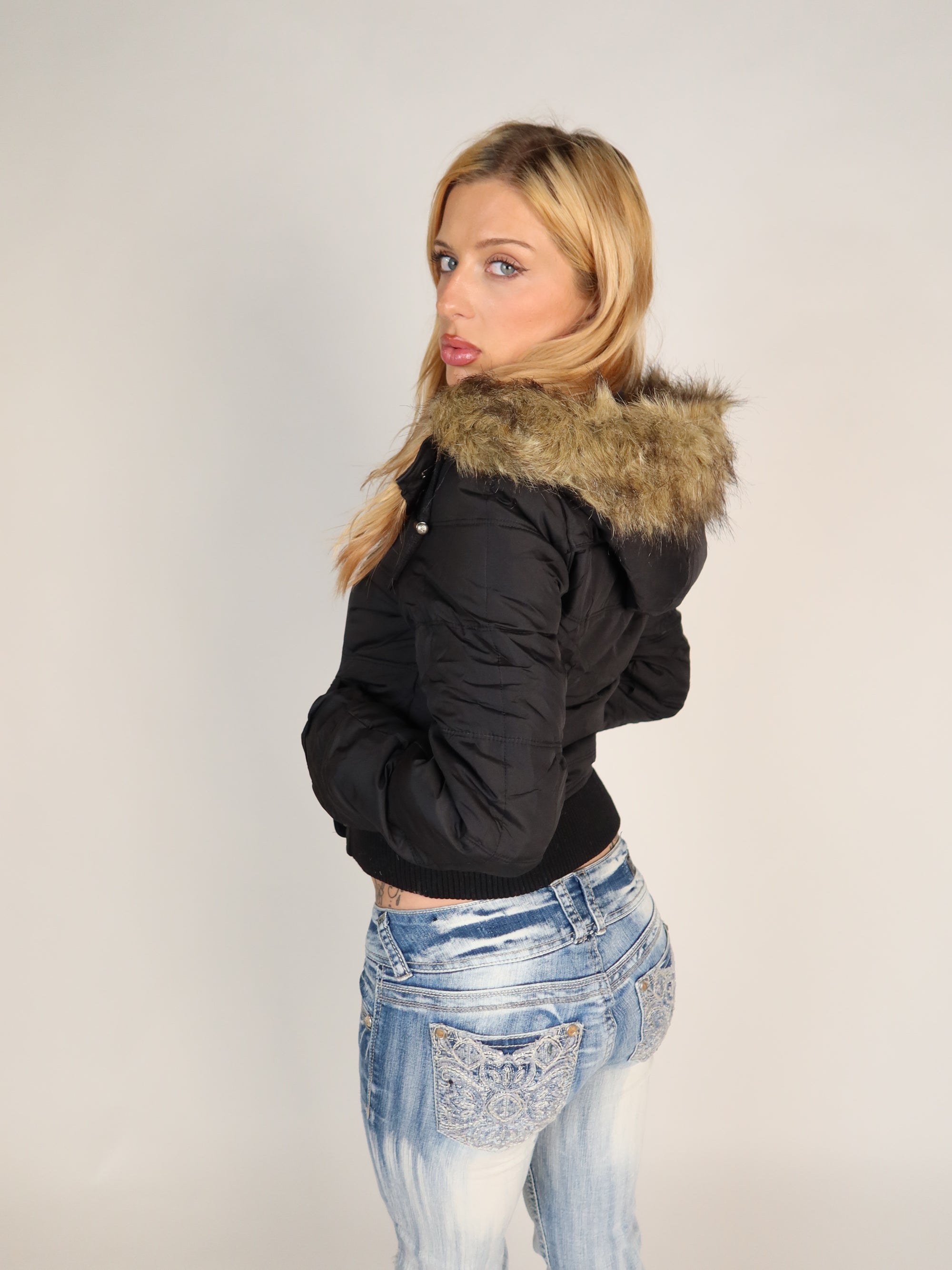 A&F Black Puffer XS/S